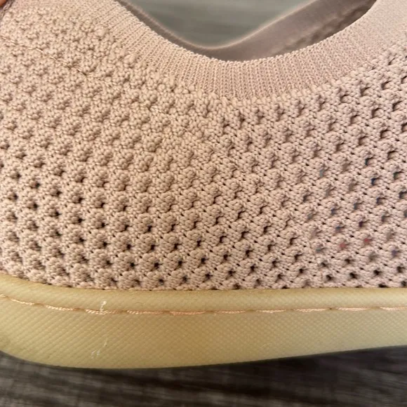 Born Women’s Antero Blush Pink Knit Fabric Mesh Perforated Slip On Shoes 9.5