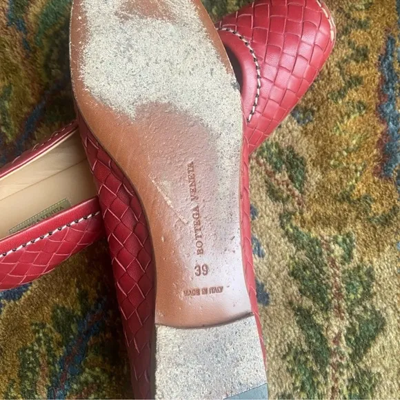 BOTTEGA VENETTA RED WOVEN SIZE 8 SQUARE TOE LEATHER LOAFER FLATS