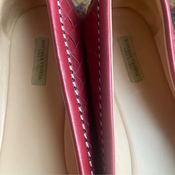 BOTTEGA VENETTA RED WOVEN SIZE 8 SQUARE TOE LEATHER LOAFER FLATS