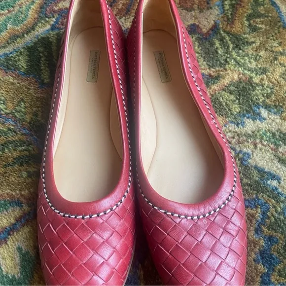 BOTTEGA VENETTA RED WOVEN SIZE 8 SQUARE TOE LEATHER LOAFER FLATS
