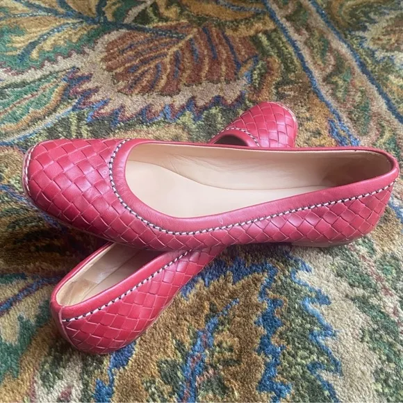 BOTTEGA VENETTA RED WOVEN SIZE 8 SQUARE TOE LEATHER LOAFER FLATS