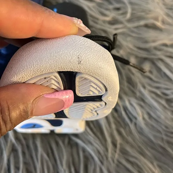 Boy’s Jordan Retro 13 8C Blue/Black Jordan Sneakers Lace Up Casual WORN 1X