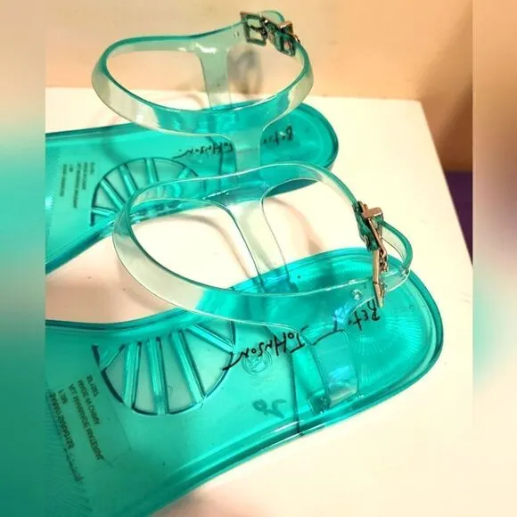 Brand New Betsey Johnson &quot;Sarai&quot; Teal Flower Jelly Thong Sandals Sz.7 MSRP $65