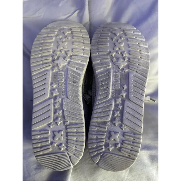 BRAND NEW HEYDUDE WALLY SOX SHOES
