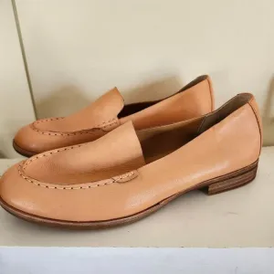 Brand New Kork-Ease &quot;Meg&quot; Moc Toe Nappa Leather Loafers Orange Sz. 9.5 $160