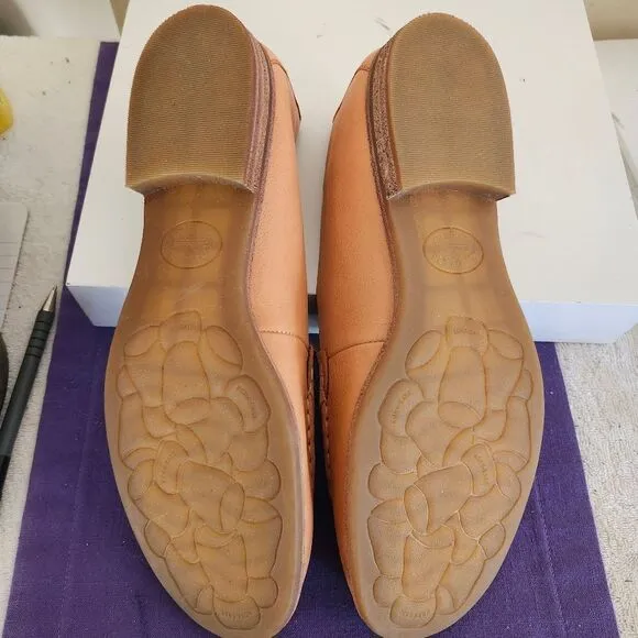 Brand New Kork-Ease &quot;Meg&quot; Moc Toe Nappa Leather Loafers Orange Sz. 9.5 $160