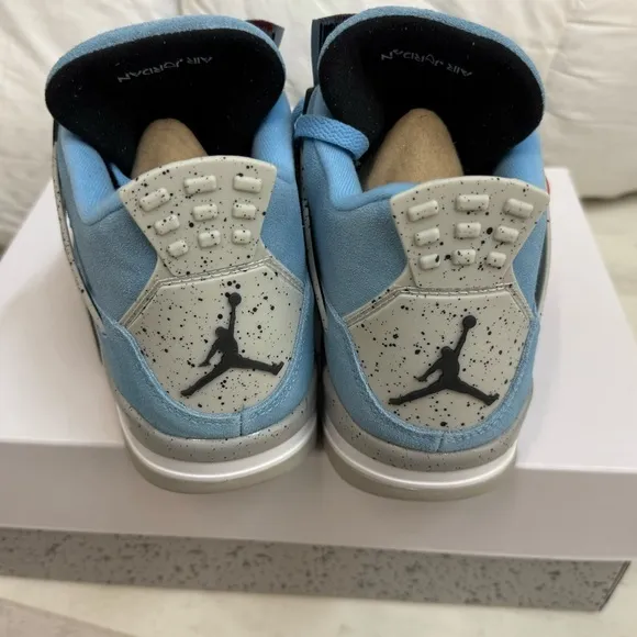 Brand new Never worn Blue‎ Retro Sneakers