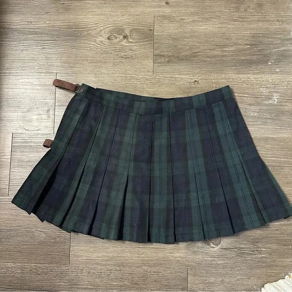 Brandy Melville Academy Dana Double Buckle Plaid Pleated Wrap Micro Skirt OS
