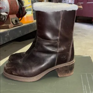 Brown Leather Ankle Boots with Shearling Lining