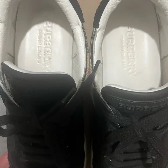 Burberry Black and Tan Sneakers Men’s