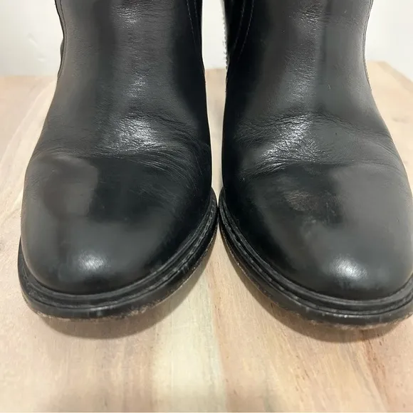 Burberry Black Leather Shearling Zip Ankle Boots Women's Size 38.5 Or 8.5