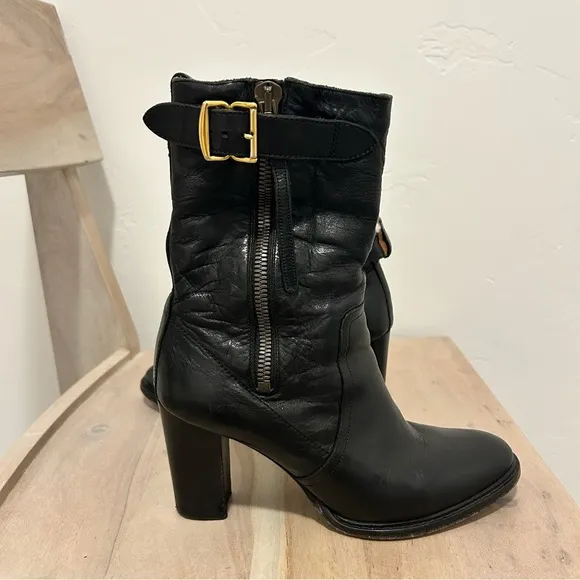 Burberry Black Leather Shearling Zip Ankle Boots Women's Size 38.5 Or 8.5
