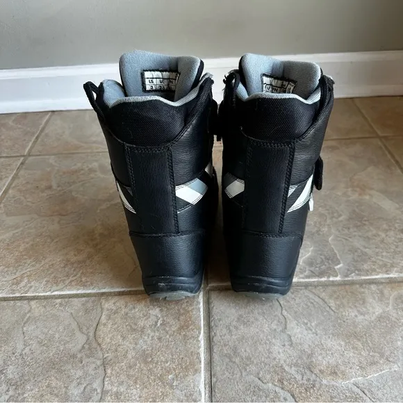 Burton GROM Junior Kids Black Grey Snowboard Snow Boots