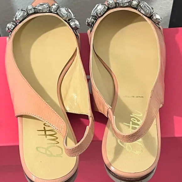 BUTTER PRE-LOVED AUTHENTIC ROSE PINK GENUINE LEATHER CRYSTALS EMBELLISHED FLATS
