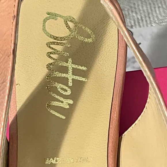 BUTTER PRE-LOVED AUTHENTIC ROSE PINK GENUINE LEATHER CRYSTALS EMBELLISHED FLATS