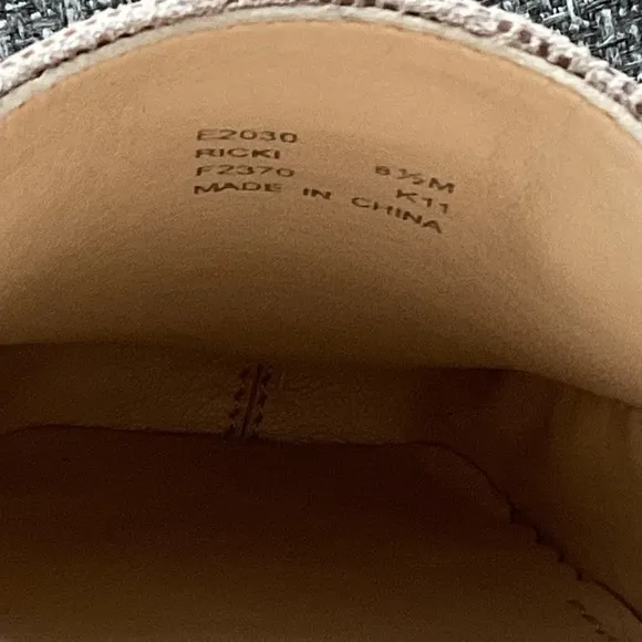 Calvin Klein &quot;Ricki&quot; Women's Square Toe Flats, size 8.5
