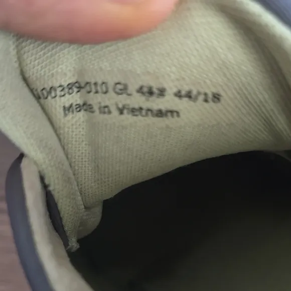 Camper men's Gray Slip-Ons with elastic Straps and Smooth Upper size 44(11US)