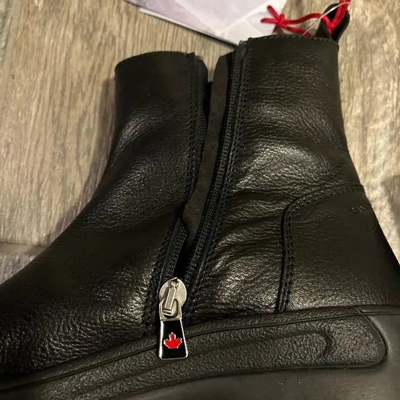 Canada snow leather boots for women’s, NWT