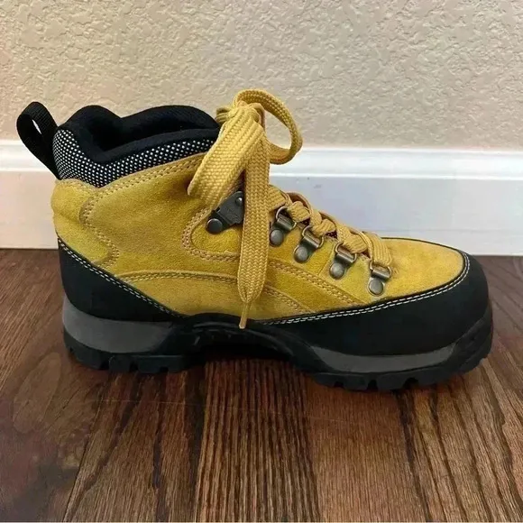 Candies Vintage “Rare” Lace Up Leather Hiking Boots Yellow Women’s Size 6