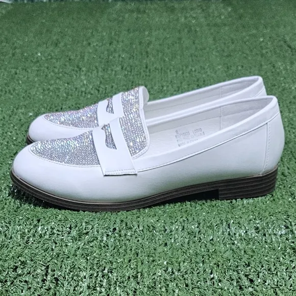CAPE ROBBIN | LODIO RHINESTONE EMBELLISHED SLIP-IN LOAFERS - NWOT!
