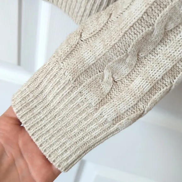 Carriage Court 90's Vintage Preppy Cable Knit Collared Henley Sweater Beige S