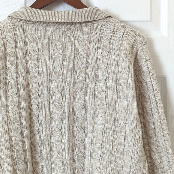Carriage Court 90's Vintage Preppy Cable Knit Collared Henley Sweater Beige S