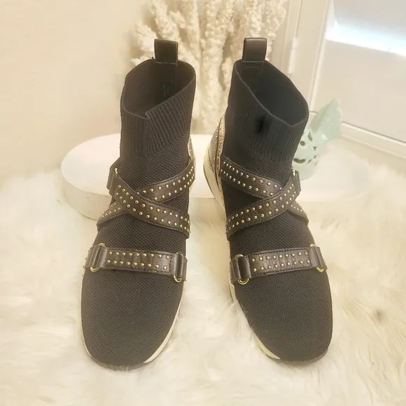 CARVELA THE KURT GEIGER LISTEN SLIP-ON KNITTED UPPER WITH LEATHER PANELS SZ 8