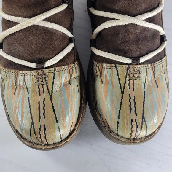 CHACO Belyn Baa Vibram Nurl Brown Shearling Winter Boots Size 7 Women
