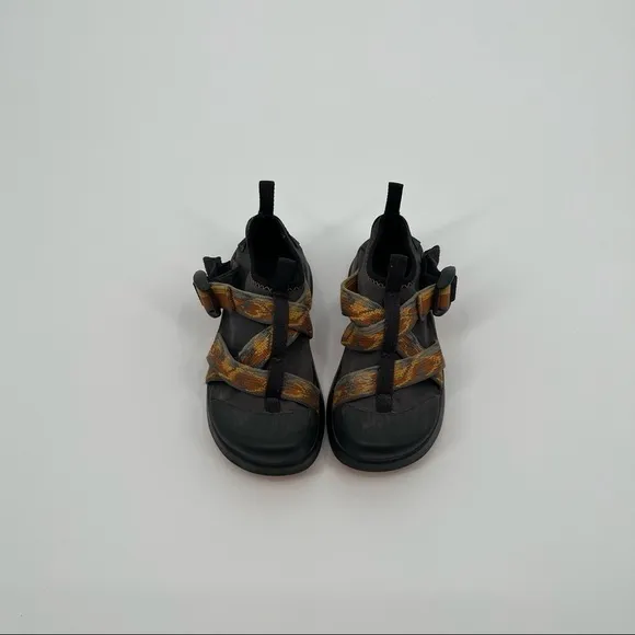 CHACO Kids Vitim Ecotread Orange &amp; Black water shoe sandals size: 13