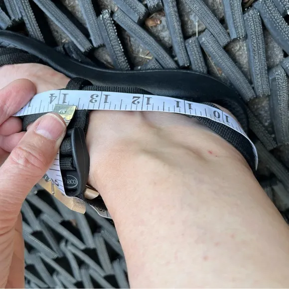 Chaco Wm’s Black Z/Cloud X2 Sandal Sz 8