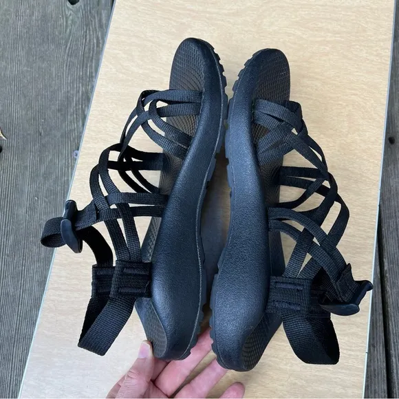 Chaco Wm’s Black Z/Cloud X2 Sandal Sz 8