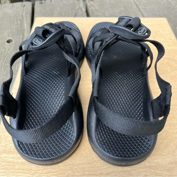 Chaco Wm’s Black Z/Cloud X2 Sandal Sz 8