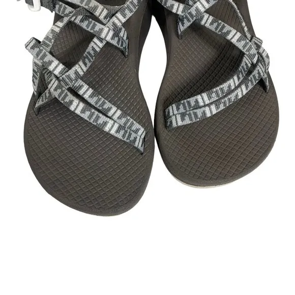 Chaco Womens Sandals Size 7 Gray Strappy Adjustable Ankle Arch Support Shoes