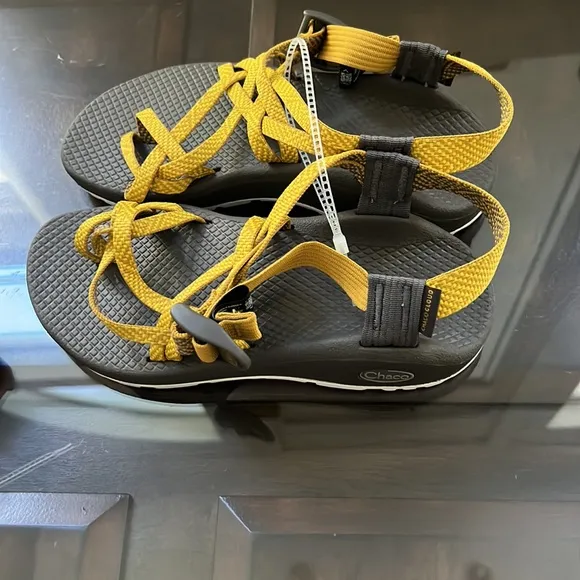 Chaco Women’s Z/Cloud X2 Sandals.