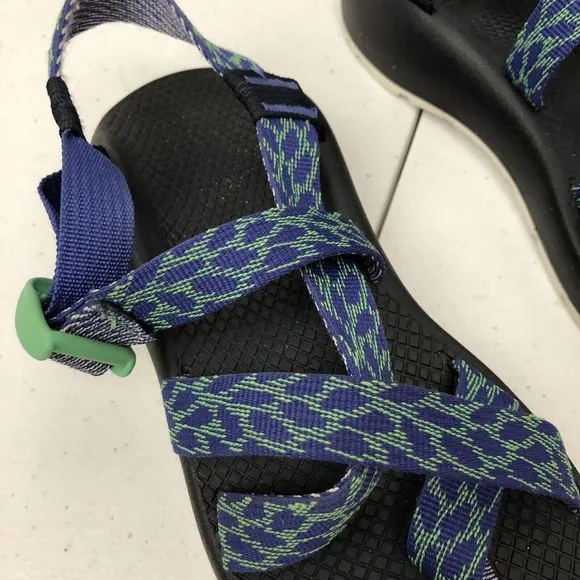 Chaco Z/2 Classic Size US 7 Women's Sport Sandals Foliole Royal J107204