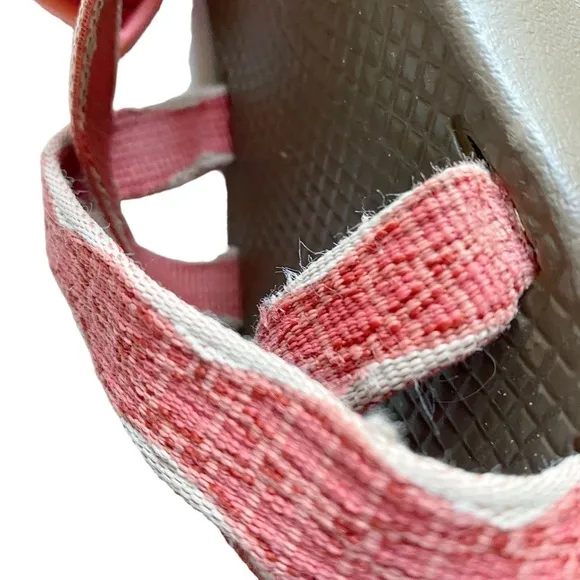 Chaco Z2 SEWLL PEACH Women's Size 8 Classic Toe Loop Water Sandals Orange