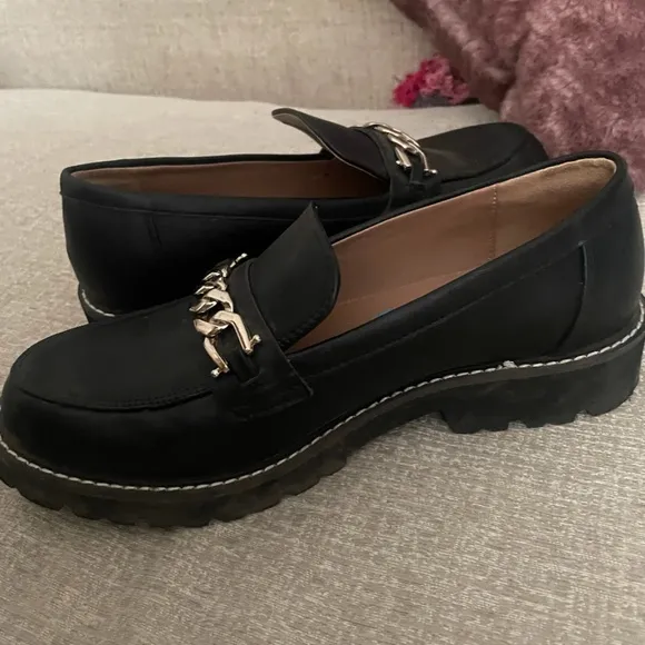 Chain Link Modern Grunge Rock Goth School Gold Minimalist Chic Slippers Loafers