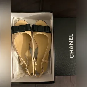 Chanel 100% Authwnric peep toe sling back bow flats in original box