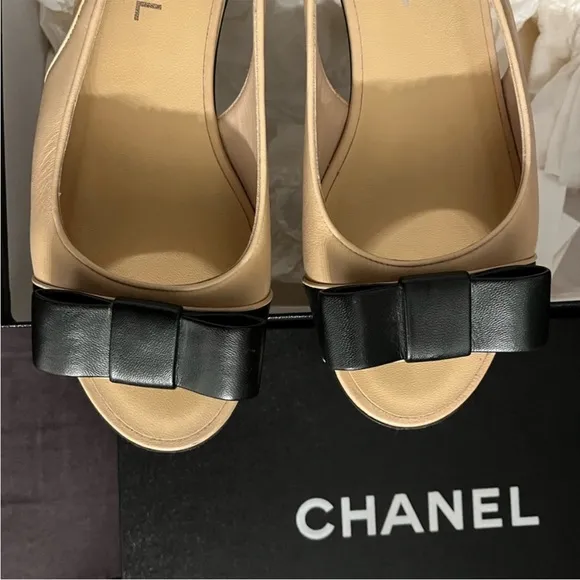 Chanel 100% Authwnric peep toe sling back bow flats in original box