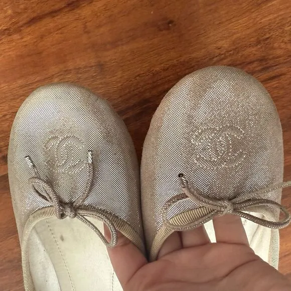 CHANEL CC Classic Bow Cap Pink Gold Glitter Fabric Ballerina Flats 37 Size 6.5