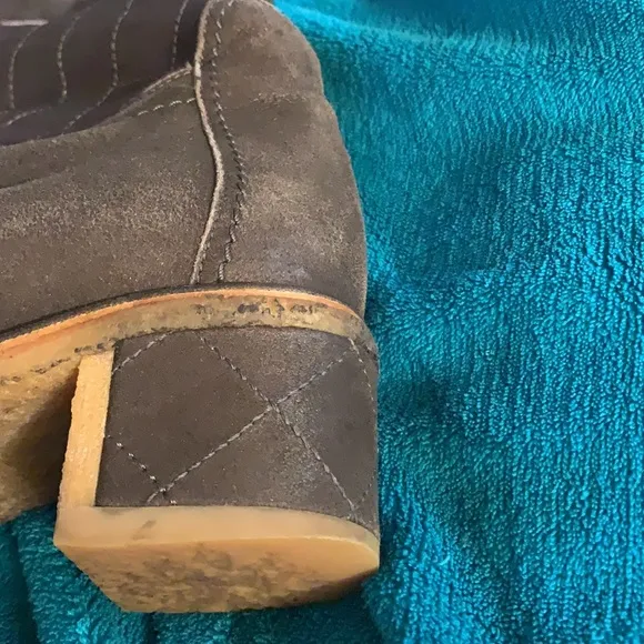 CHANEL Grey with soft furry interior warm boots FLAT 35 rubber rugged heeled