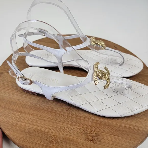 Chanel White Leather Quilted Slingback Flats Sandals Womens Shoe Sz EU 41 US 10