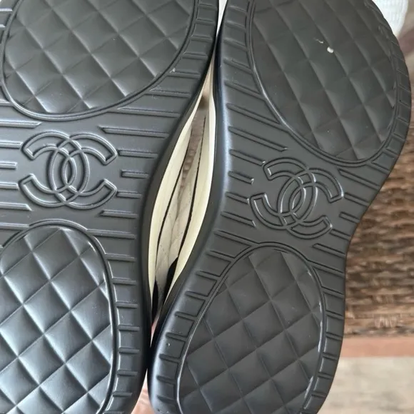 Chanel Women's Quilted Sneakers - White and Black