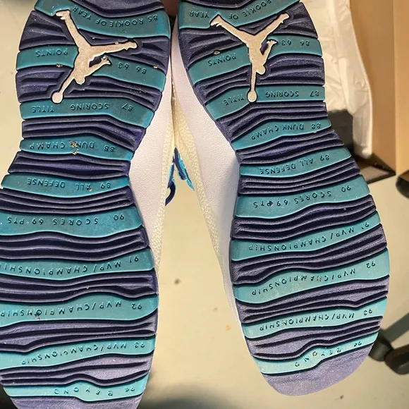 Charlotte Jordan Retro 10s