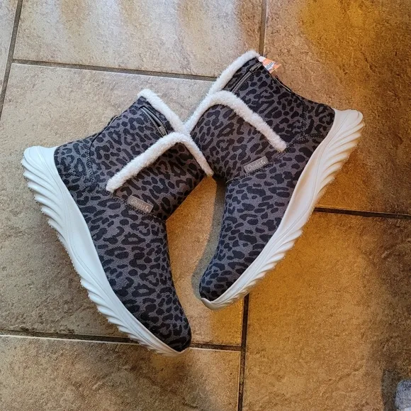 Cheeks Tony Little Gray Cheetah Mobwife Fit Body Sport Boots Size 9