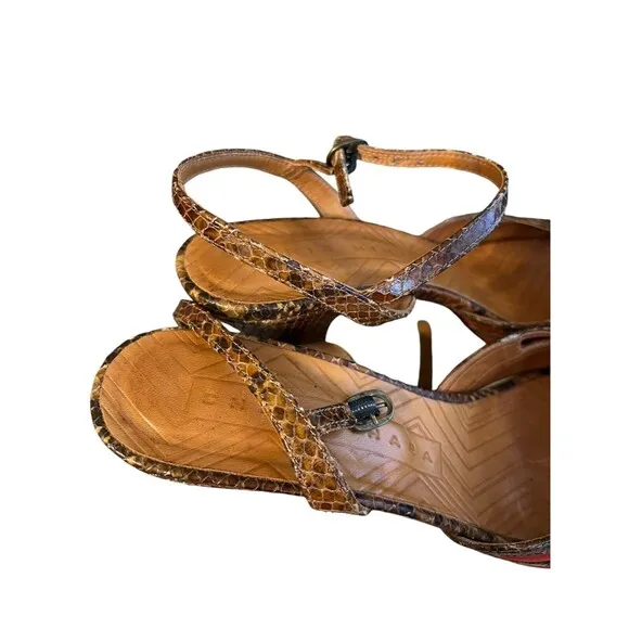 CHIE MIHARA Red &amp; Snake Leather Platform Block Heel Sandals Sz 40 - 9.5