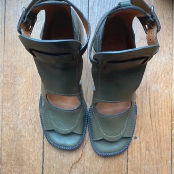 Chloe Green Heeled Sandals with Architectural Design