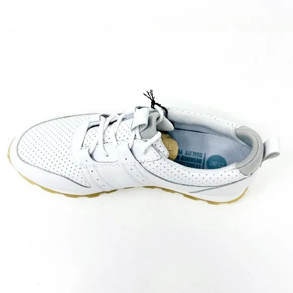 Clae Mills White Tumbled Leather Mens Casual Sneakers