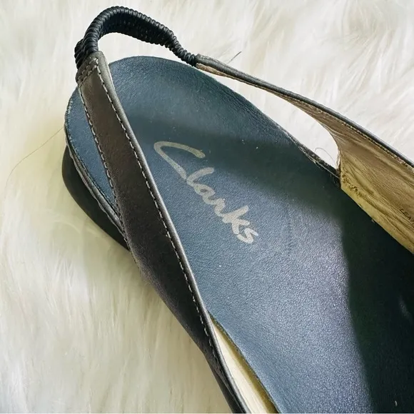 Clarks Leanne Closed Toe Dark Blur Slingback Slip On Leather Flats, 8.5