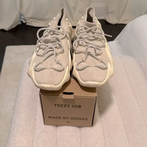 Cloud White Yeezy Boost 450 Sneakers